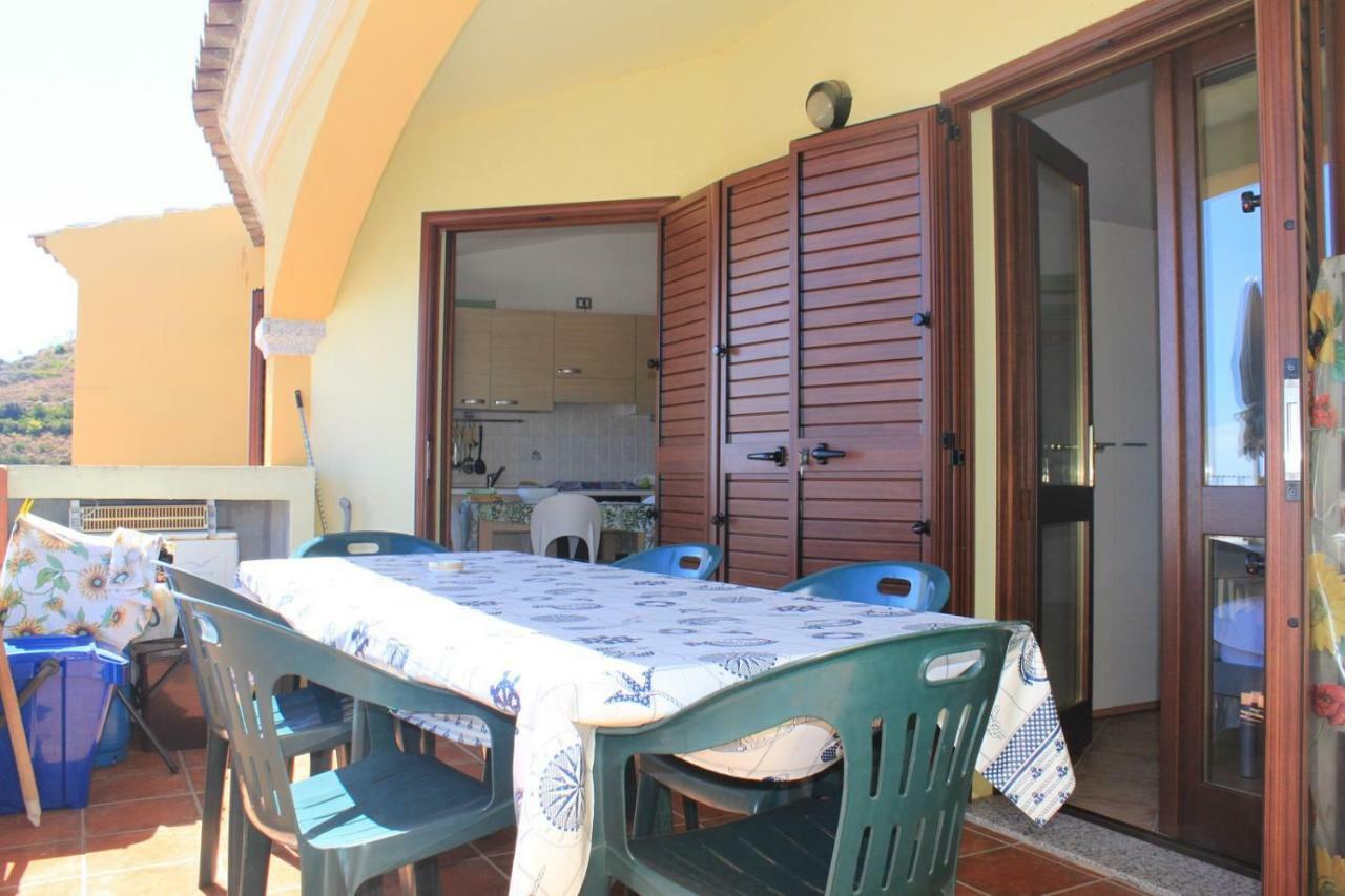 Seaview Apt Solita Budoni Villa Kültér fotó